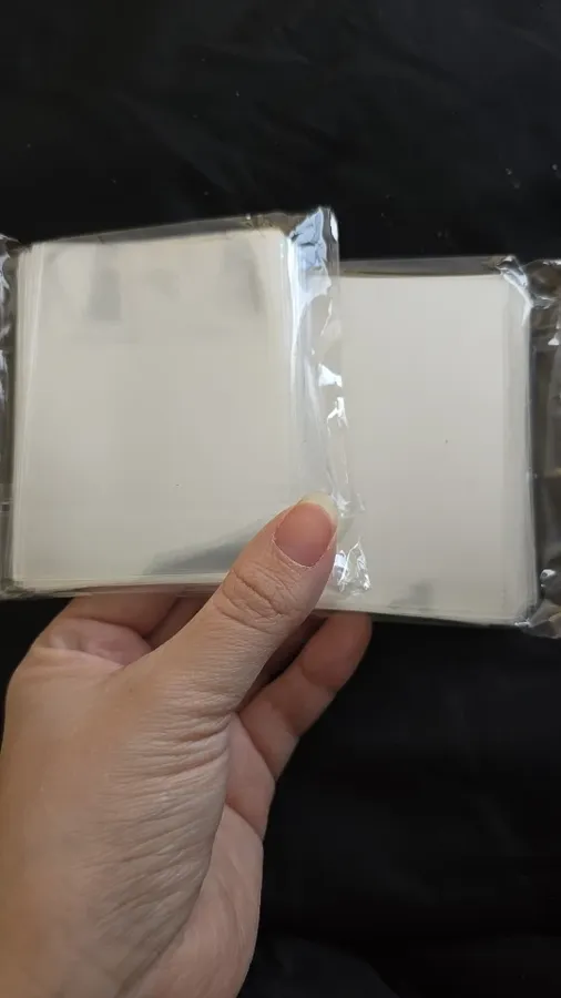 Buyer photo from a verified 200 sleeves pack order